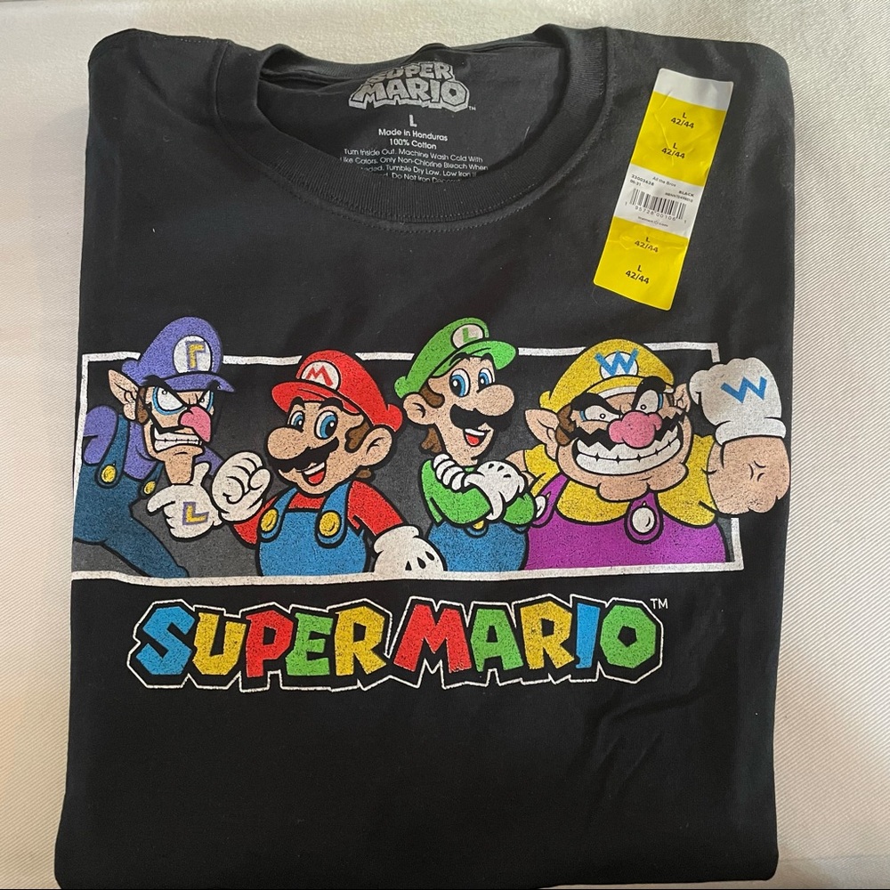 NWT Mens Super Mario black tee shirt size L